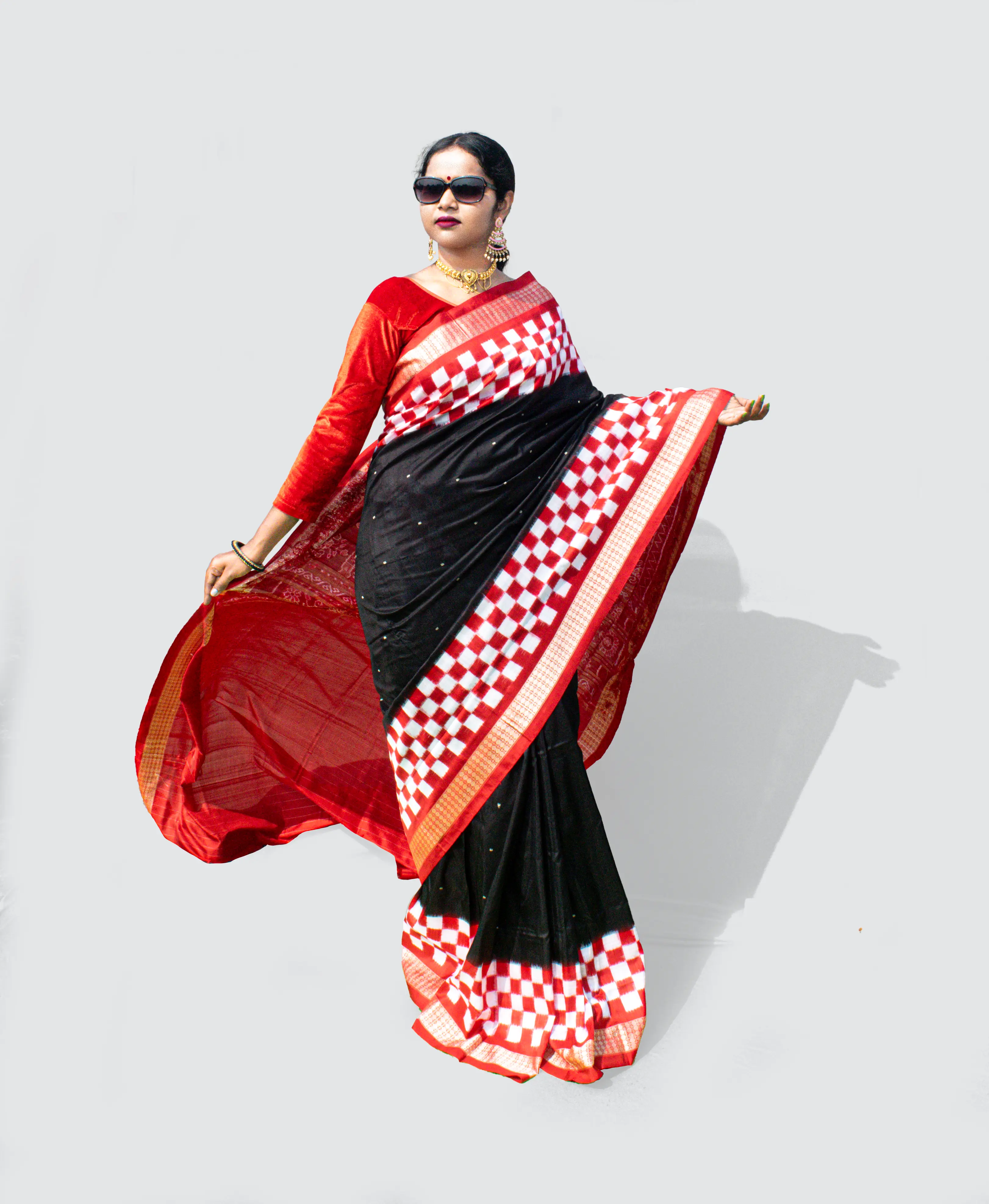 Black Pasapali Border Sambalpuri Pure-Pata Saree