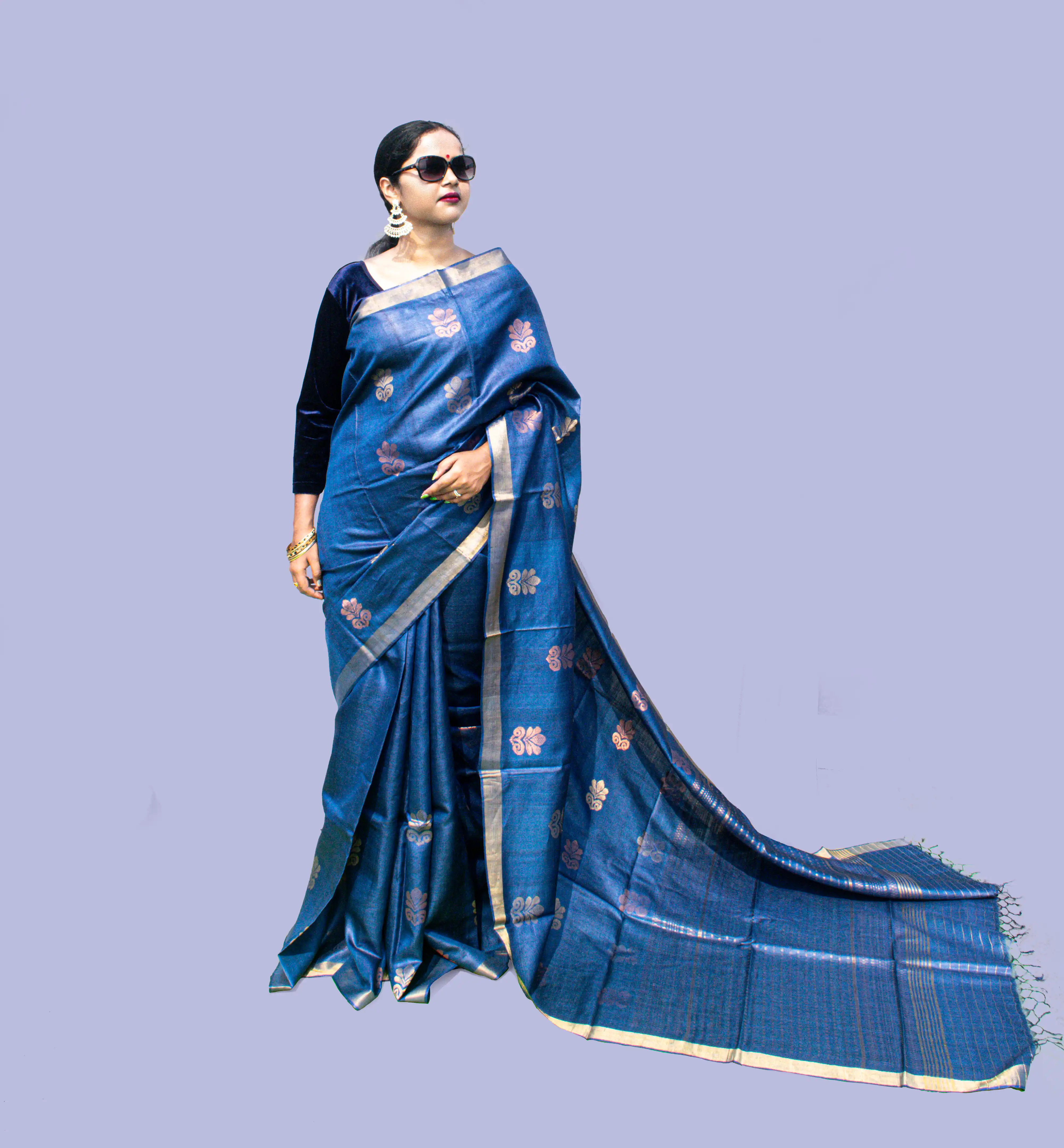 Silver Flower Dark Blue Tussar Silk Saree