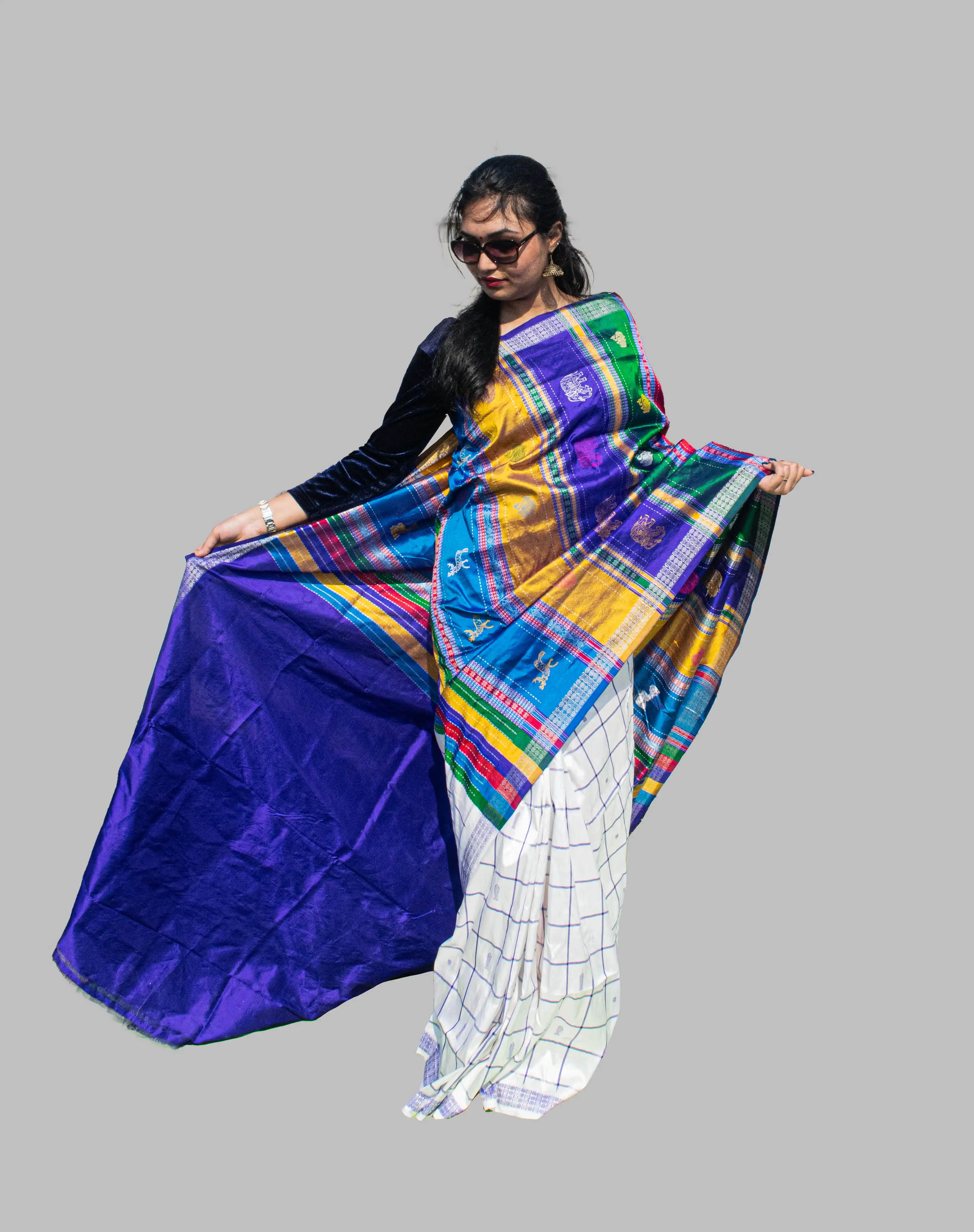 Double Anchal White Box Berhampuri Pure Pata Saree